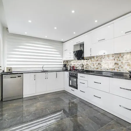 Magnificently Designed For 8 People In Serik, - Awz 165 베렉