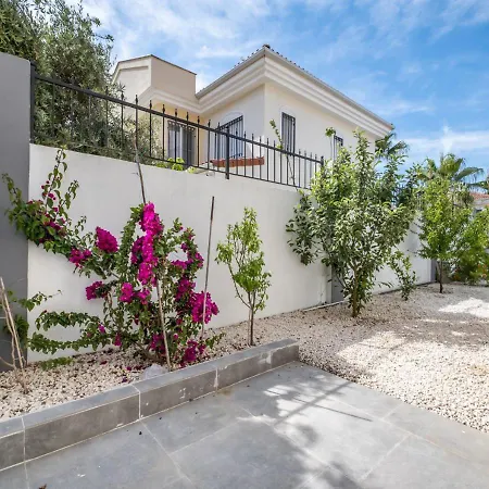 Magnificently Designed For 8 People In Serik, - Awz 165